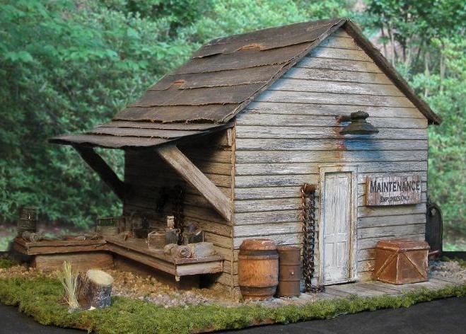 model railroad shanty